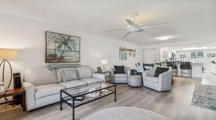 Oldsmar, Florida 34677, 2 Bedroom Bedrooms, ,2 Bathroombathrooms,Residential,For Sale,Cypress,0,Mfrtb8480878