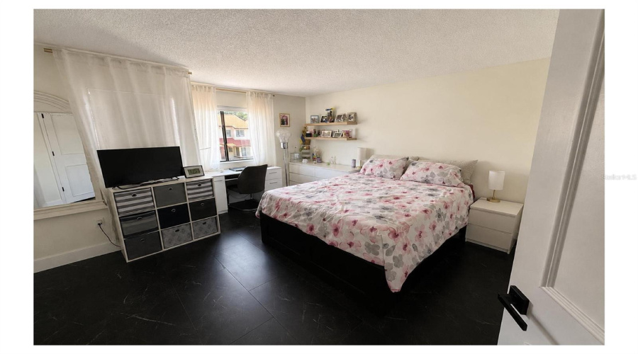 Apopka, Florida 32703, 4 Bedroom Bedrooms, ,2 Bathroombathrooms,Residential,For Sale,Gray Fox,0,Mfrs5156326