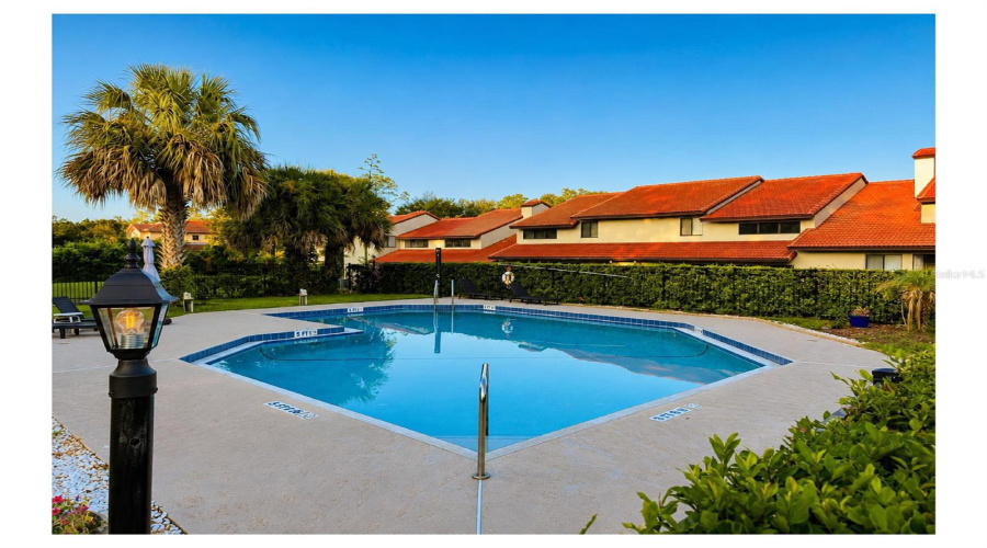 Apopka, Florida 32703, 4 Bedroom Bedrooms, ,2 Bathroombathrooms,Residential,For Sale,Gray Fox,0,Mfrs5156326