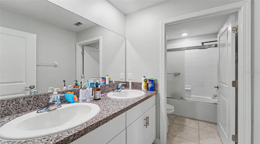Sun City Center, Florida 33573, 6 Bedroom Bedrooms, ,3 Bathroombathrooms,Residential,For Sale,Eternal Prince,0,Mfrtb8541612