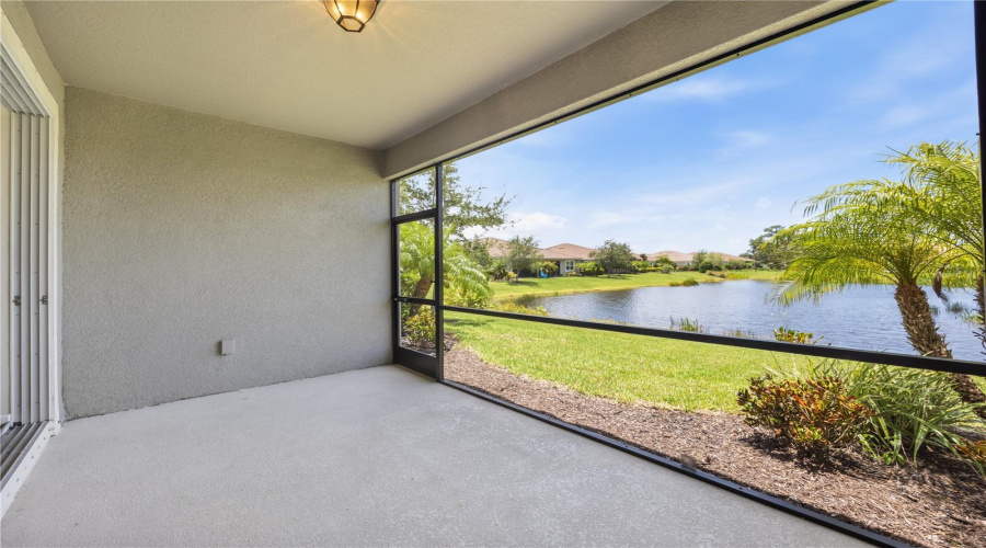 Sarasota, Florida 34238, 2 Bedroom Bedrooms, ,2 Bathroombathrooms,Residential,For Sale,Rain Song,0,Mfra4701048