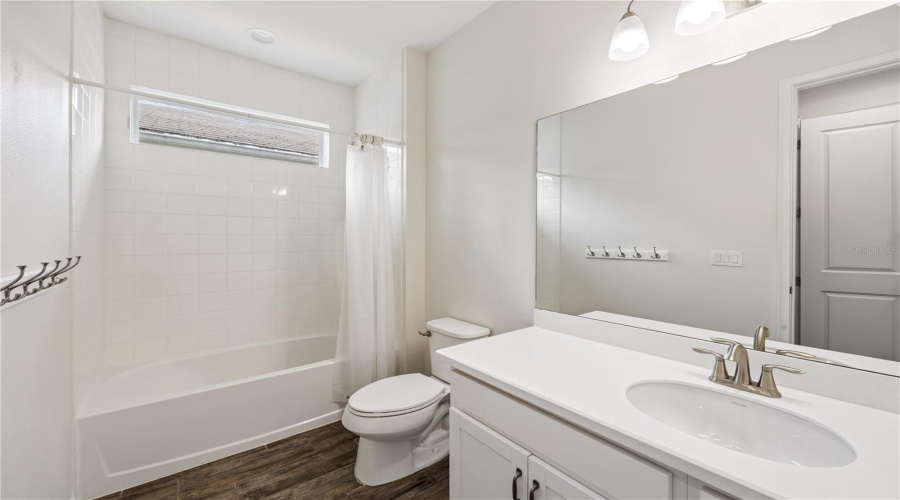 Sarasota, Florida 34238, 2 Bedroom Bedrooms, ,2 Bathroombathrooms,Residential,For Sale,Rain Song,0,Mfra4701048