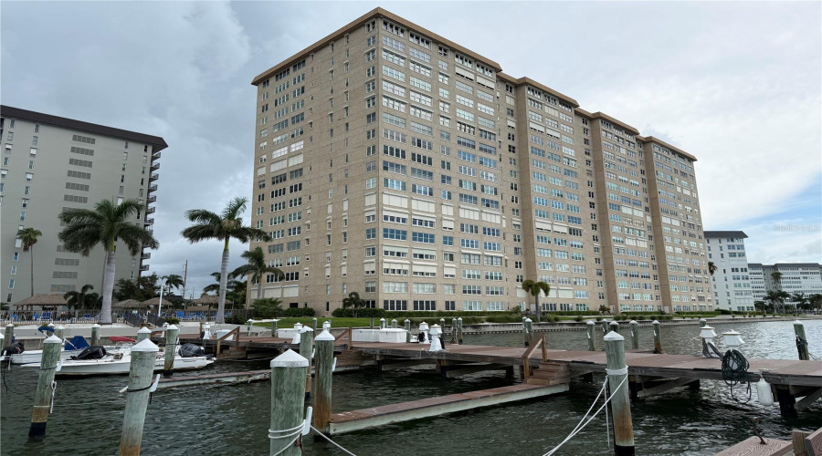St Petersburg, Florida 33715, 2 Bedroom Bedrooms, ,2 Bathroombathrooms,Residential,For Sale,Brittany,0,Mfrtb8542424