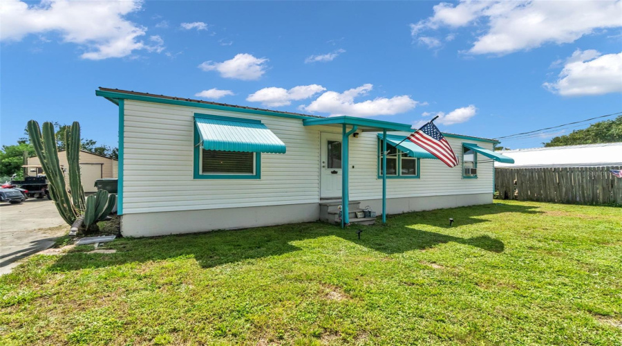Okeechobee, Florida 34974, 3 Bedroom Bedrooms, ,2 Bathroombathrooms,Residential,For Sale,9Th,0,Mfro6434859