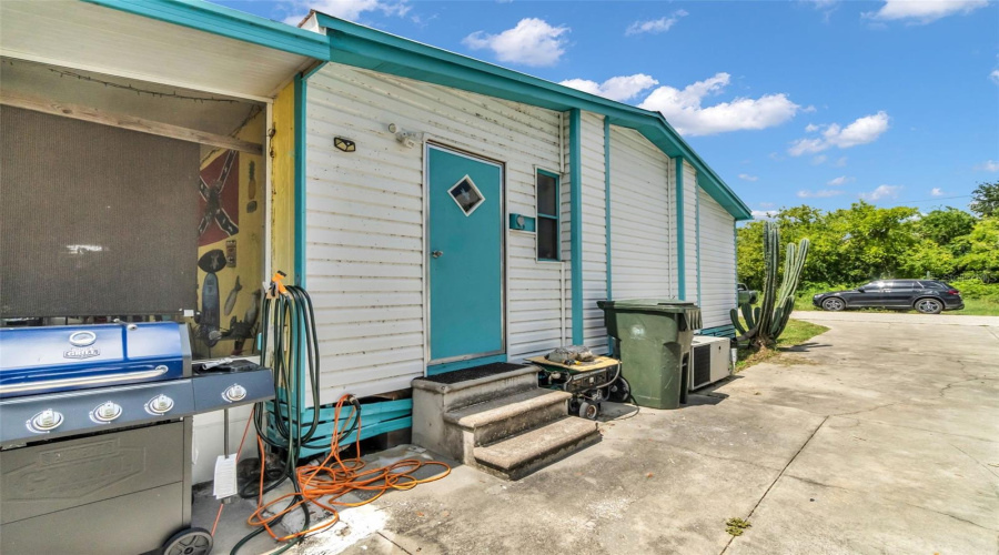 Okeechobee, Florida 34974, 3 Bedroom Bedrooms, ,2 Bathroombathrooms,Residential,For Sale,9Th,0,Mfro6434859