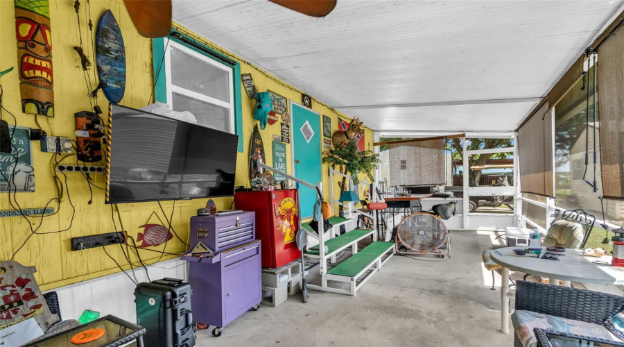 Okeechobee, Florida 34974, 3 Bedroom Bedrooms, ,2 Bathroombathrooms,Residential,For Sale,9Th,0,Mfro6434859