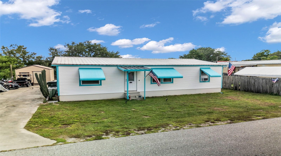 Okeechobee, Florida 34974, 3 Bedroom Bedrooms, ,2 Bathroombathrooms,Residential,For Sale,9Th,0,Mfro6434859
