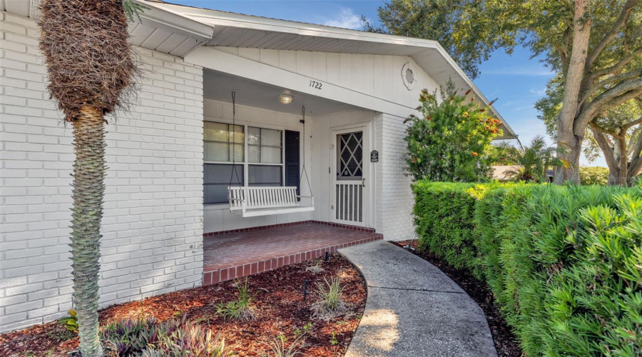 Lakeland, Florida 33813, 3 Bedroom Bedrooms, ,2 Bathroombathrooms,Residential,For Sale,Dooley,0,Mfrl4964518
