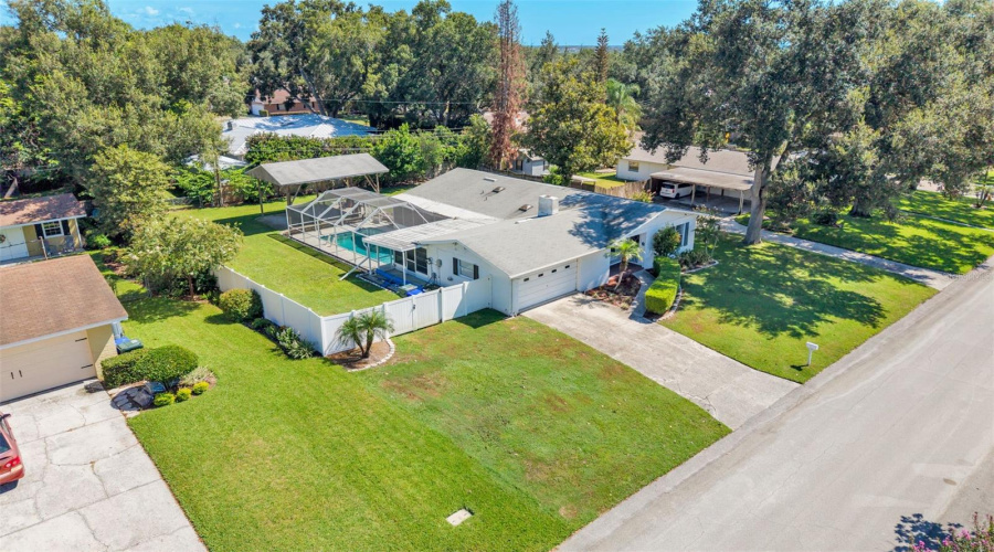 Lakeland, Florida 33813, 3 Bedroom Bedrooms, ,2 Bathroombathrooms,Residential,For Sale,Dooley,0,Mfrl4964518