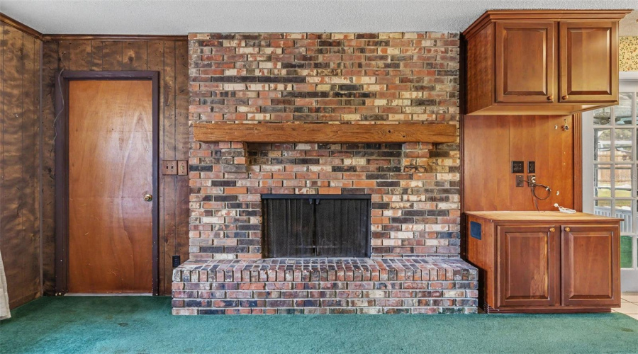 Lakeland, Florida 33813, 3 Bedroom Bedrooms, ,2 Bathroombathrooms,Residential,For Sale,Dooley,0,Mfrl4964518