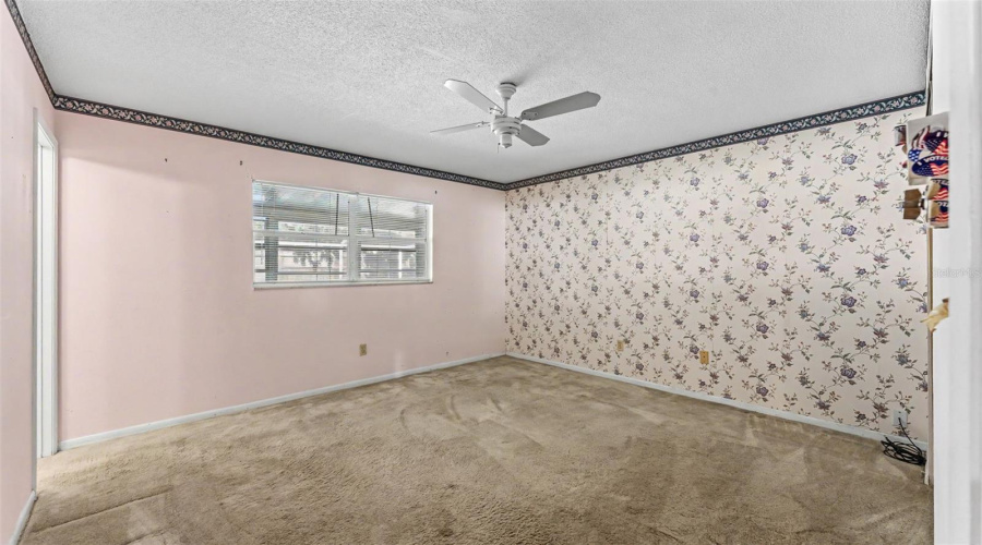 Lakeland, Florida 33813, 3 Bedroom Bedrooms, ,2 Bathroombathrooms,Residential,For Sale,Dooley,0,Mfrl4964518