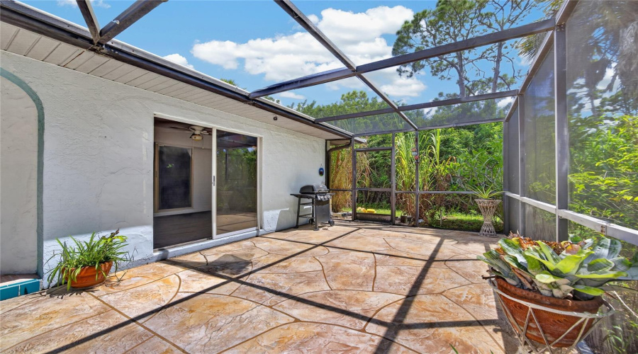 Port Charlotte, Florida 33948, 3 Bedroom Bedrooms, ,2 Bathroombathrooms,Residential,For Sale,Conmore,0,Mfrc7529901