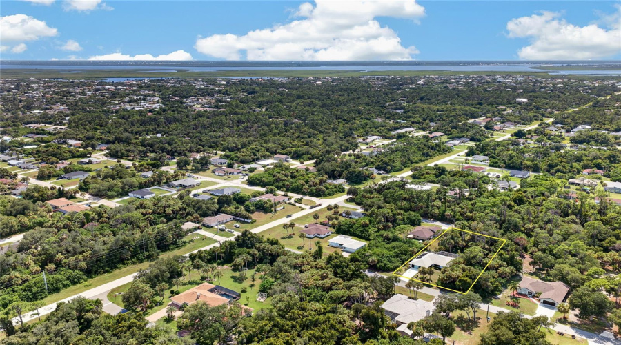 Port Charlotte, Florida 33948, 3 Bedroom Bedrooms, ,2 Bathroombathrooms,Residential,For Sale,Conmore,0,Mfrc7529901
