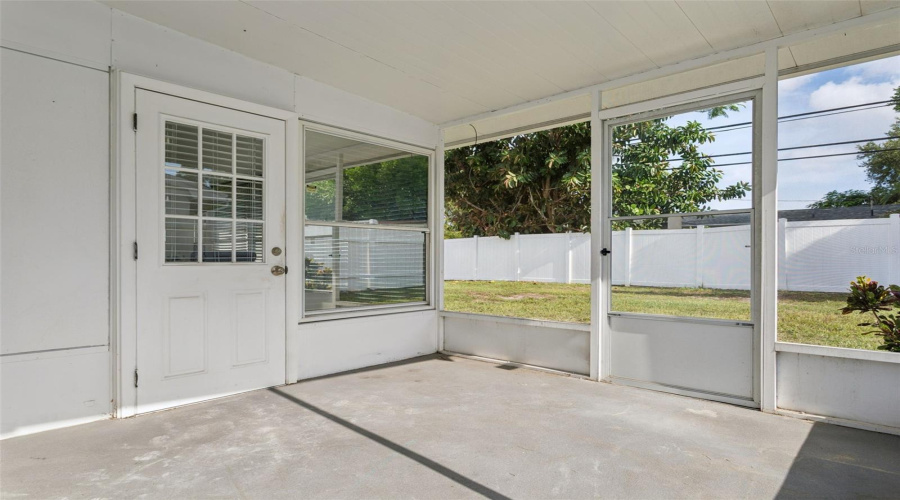 Seminole, Florida 33772, 3 Bedroom Bedrooms, ,2 Bathroombathrooms,Residential,For Sale,Temple,0,Mfrtb8542404