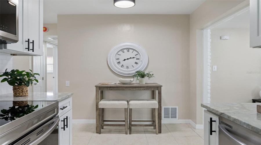 Seminole, Florida 33772, 3 Bedroom Bedrooms, ,2 Bathroombathrooms,Residential,For Sale,Temple,0,Mfrtb8542404