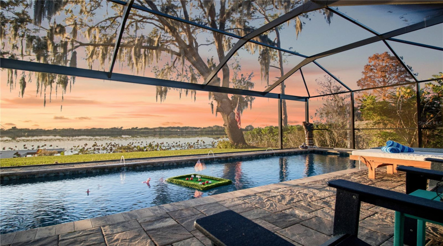 Winter Haven, Florida 33881, 3 Bedroom Bedrooms, ,2 Bathroombathrooms,Residential,For Sale,Lake Pansy,0,Mfrp4937480