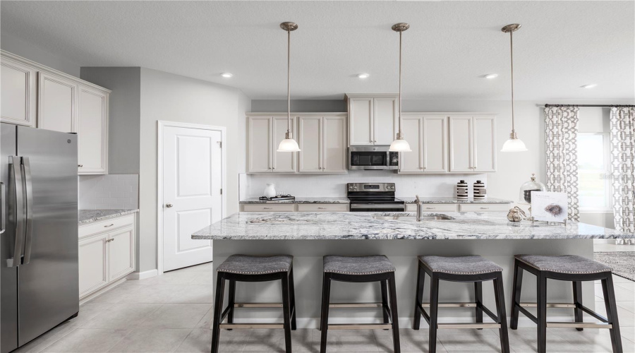 Clermont, Florida 34711, 4 Bedroom Bedrooms, ,3 Bathroombathrooms,Residential,For Sale,Nellie Crossing,0,Mfrw7887033