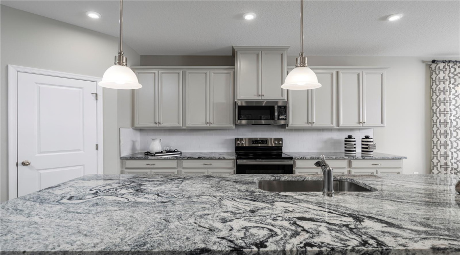 Clermont, Florida 34711, 4 Bedroom Bedrooms, ,3 Bathroombathrooms,Residential,For Sale,Nellie Crossing,0,Mfrw7887033