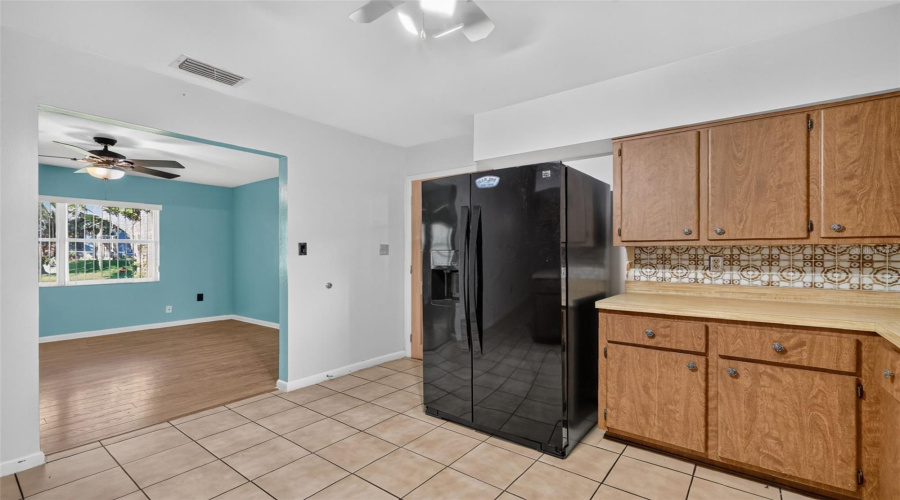 Eustis, Florida 32726, 4 Bedroom Bedrooms, ,2 Bathroombathrooms,Residential,For Sale,Hermosa,0,Mfrg5116979