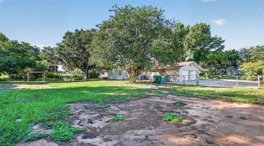 Eustis, Florida 32726, 4 Bedroom Bedrooms, ,2 Bathroombathrooms,Residential,For Sale,Hermosa,0,Mfrg5116979