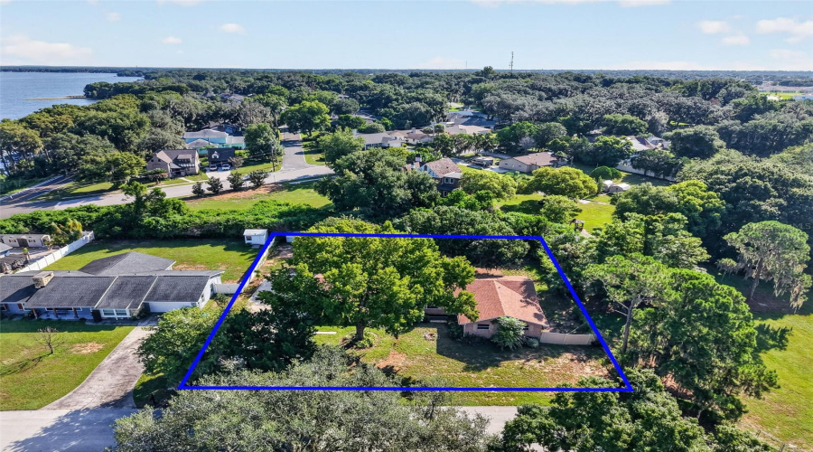 Eustis, Florida 32726, 4 Bedroom Bedrooms, ,2 Bathroombathrooms,Residential,For Sale,Hermosa,0,Mfrg5116979