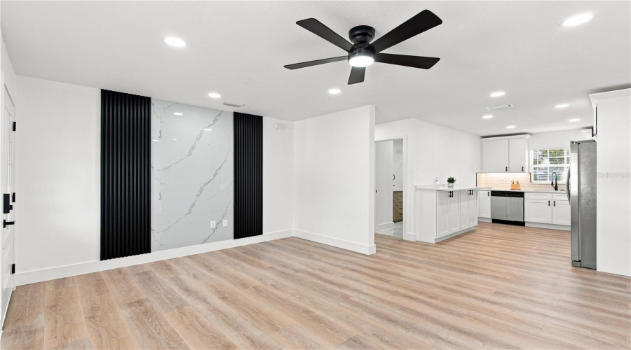 Tampa, Florida 33619, 3 Bedroom Bedrooms, ,1 Bathroombathrooms,Residential,For Sale,72Nd,0,Mfrtb8542496