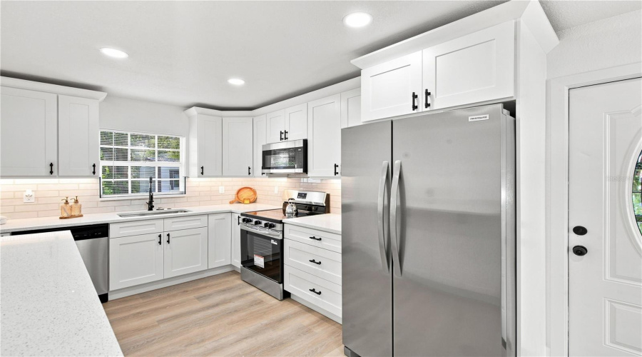Tampa, Florida 33619, 3 Bedroom Bedrooms, ,1 Bathroombathrooms,Residential,For Sale,72Nd,0,Mfrtb8542496