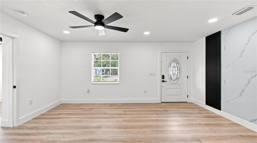 Tampa, Florida 33619, 3 Bedroom Bedrooms, ,1 Bathroombathrooms,Residential,For Sale,72Nd,0,Mfrtb8542496