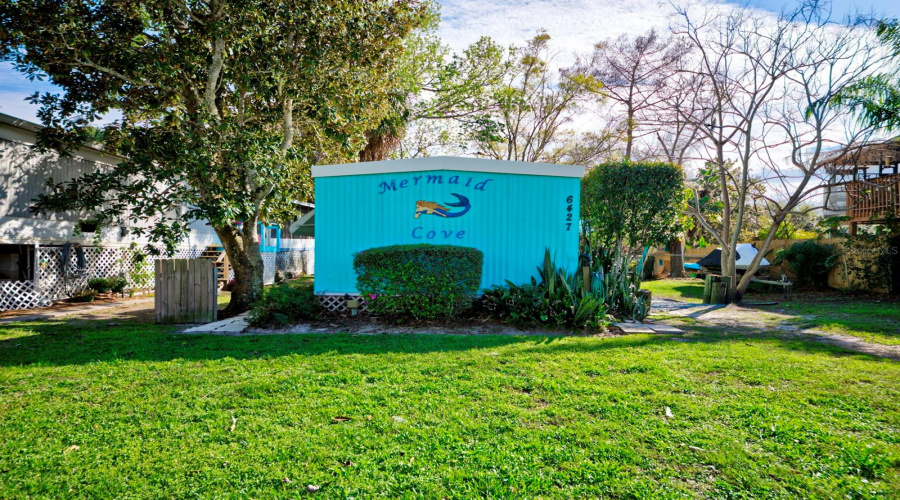 Weeki Wachee, Florida 34607, 2 Bedroom Bedrooms, ,1 Bathroombathrooms,Residential,For Sale,Richard,0,Mfrtb8456708