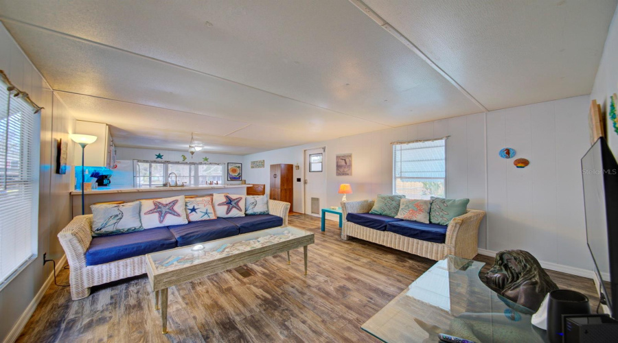 Weeki Wachee, Florida 34607, 2 Bedroom Bedrooms, ,1 Bathroombathrooms,Residential,For Sale,Richard,0,Mfrtb8456708