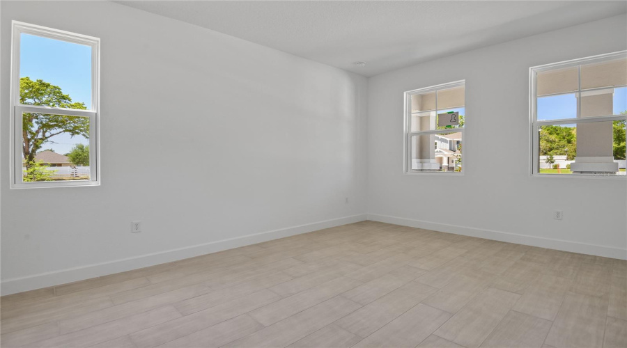 Mount Dora, Florida 32757, 5 Bedroom Bedrooms, ,3 Bathroombathrooms,Residential,For Sale,Deer Ridge,0,Mfrs5115712