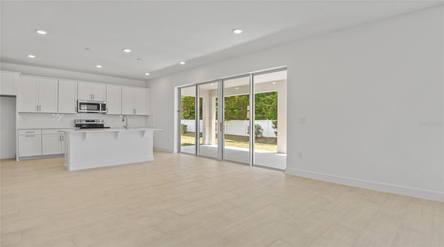 Mount Dora, Florida 32757, 5 Bedroom Bedrooms, ,3 Bathroombathrooms,Residential,For Sale,Deer Ridge,0,Mfrs5115712