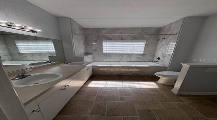 Orlando, Florida 32839, 2 Bedroom Bedrooms, ,2 Bathroombathrooms,Residential,For Sale,Conroy,0,Mfro6436545
