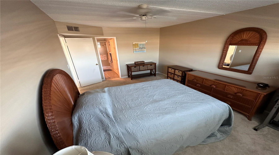 Gulfport, Florida 33707, 2 Bedroom Bedrooms, ,2 Bathroombathrooms,Residential,For Sale,Shore,0,Mfrtb8479048