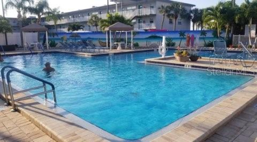 Gulfport, Florida 33707, 2 Bedroom Bedrooms, ,2 Bathroombathrooms,Residential,For Sale,Shore,0,Mfrtb8479048