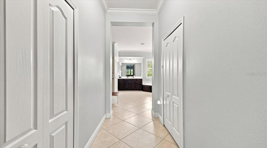 Bradenton, Florida 34211, 3 Bedroom Bedrooms, ,3 Bathroombathrooms,Residential,For Sale,Seneca Park,0,Mfra4703932