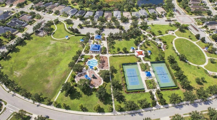 Bradenton, Florida 34211, 3 Bedroom Bedrooms, ,3 Bathroombathrooms,Residential,For Sale,Seneca Park,0,Mfra4703932