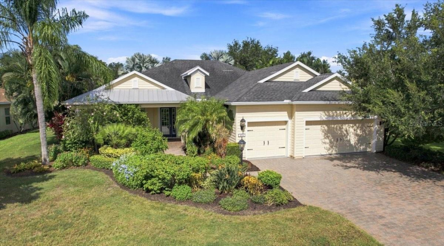 Bradenton, Florida 34211, 3 Bedroom Bedrooms, ,3 Bathroombathrooms,Residential,For Sale,Seneca Park,0,Mfra4703932