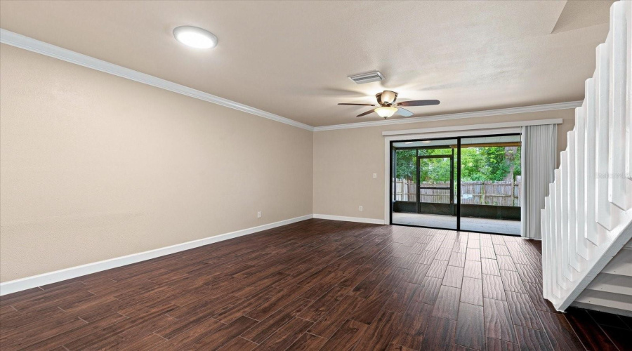 Brandon, Florida 33511, 2 Bedroom Bedrooms, ,2 Bathroombathrooms,Residential,For Sale,Laurel View,0,Mfrtb8541530