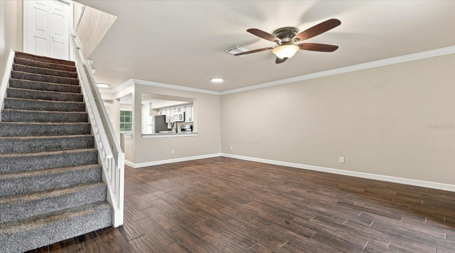 Brandon, Florida 33511, 2 Bedroom Bedrooms, ,2 Bathroombathrooms,Residential,For Sale,Laurel View,0,Mfrtb8541530