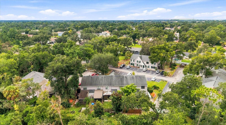 Brandon, Florida 33511, 2 Bedroom Bedrooms, ,2 Bathroombathrooms,Residential,For Sale,Laurel View,0,Mfrtb8541530