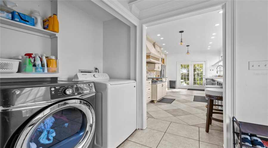 High Springs, Florida 32643, 4 Bedroom Bedrooms, ,3 Bathroombathrooms,Residential,For Sale,Us Highway 27,0,Mfrgc542289