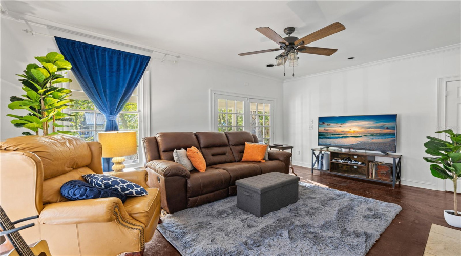 High Springs, Florida 32643, 4 Bedroom Bedrooms, ,3 Bathroombathrooms,Residential,For Sale,Us Highway 27,0,Mfrgc542289
