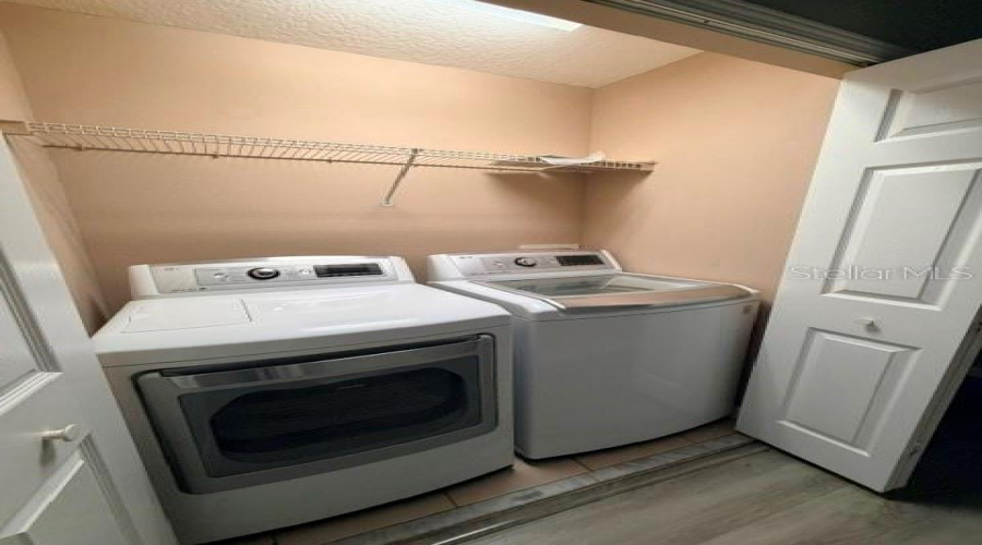Lake Mary, Florida 32746, 2 Bedroom Bedrooms, ,2 Bathroombathrooms,Residential,For Sale,Vineland,0,Mfro6436516