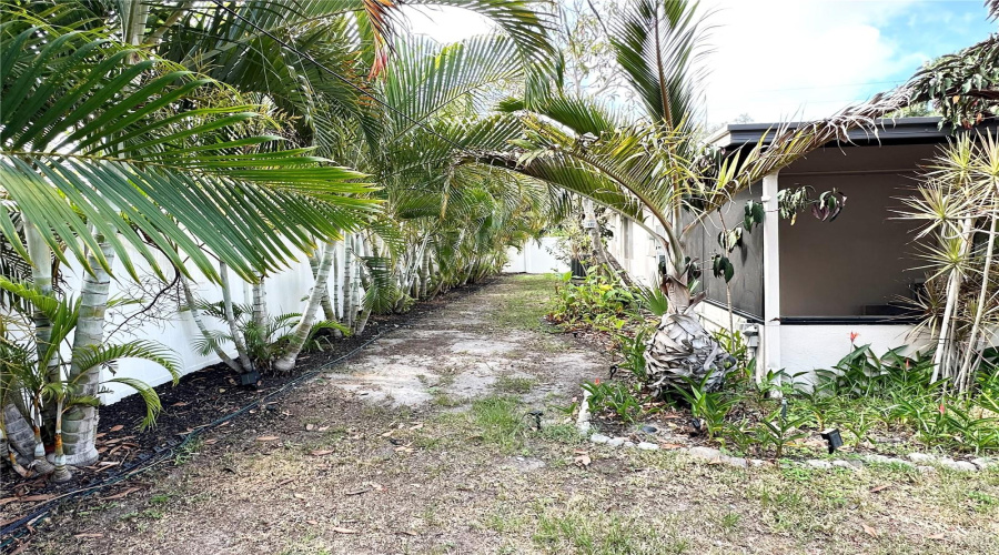 St Petersburg, Florida 33713, 2 Bedroom Bedrooms, ,1 Bathroombathrooms,Residential,For Sale,30Th,0,Mfrtb8522681