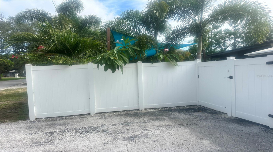 St Petersburg, Florida 33713, 2 Bedroom Bedrooms, ,1 Bathroombathrooms,Residential,For Sale,30Th,0,Mfrtb8522681