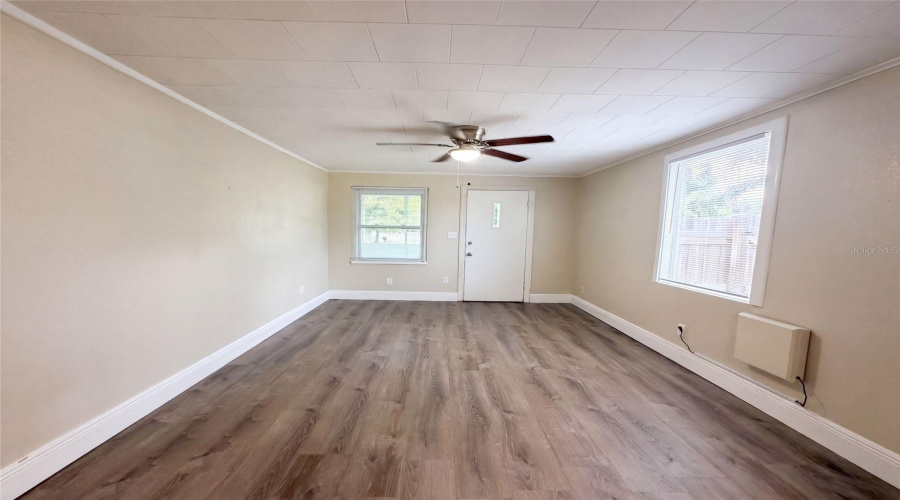 Tampa, Florida 33604, 3 Bedroom Bedrooms, ,1 Bathroombathrooms,Residential,For Sale,18Th,0,Mfro6436636