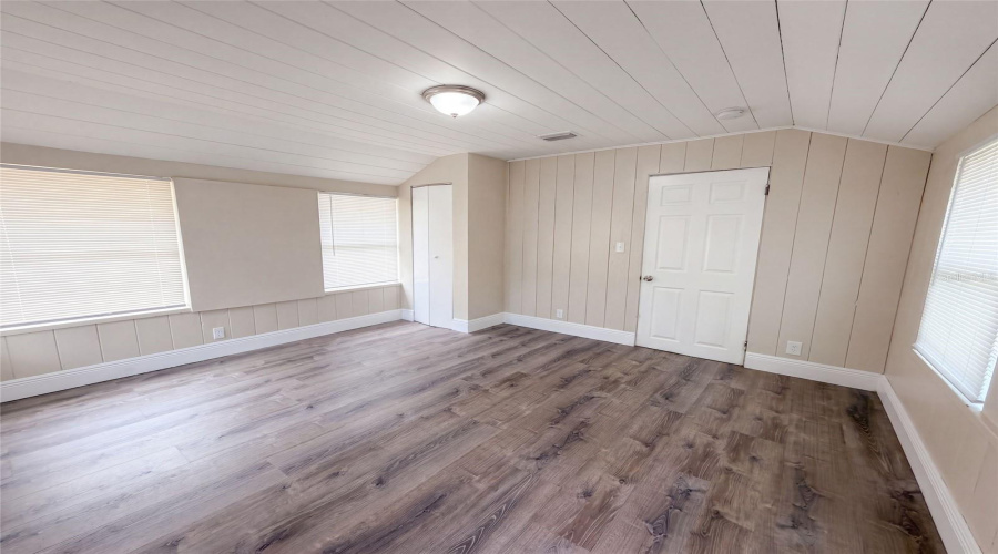 Tampa, Florida 33604, 3 Bedroom Bedrooms, ,1 Bathroombathrooms,Residential,For Sale,18Th,0,Mfro6436636