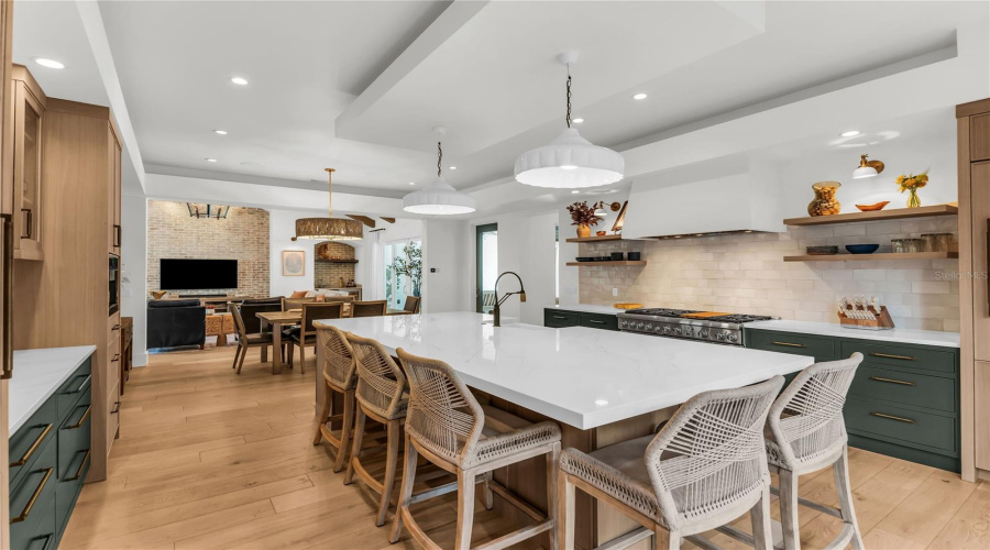 Winter Park, Florida 32789, 5 Bedroom Bedrooms, ,4 Bathroombathrooms,Residential,For Sale,Oakhurst,0,Mfro6436291