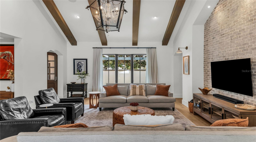 Winter Park, Florida 32789, 5 Bedroom Bedrooms, ,4 Bathroombathrooms,Residential,For Sale,Oakhurst,0,Mfro6436291